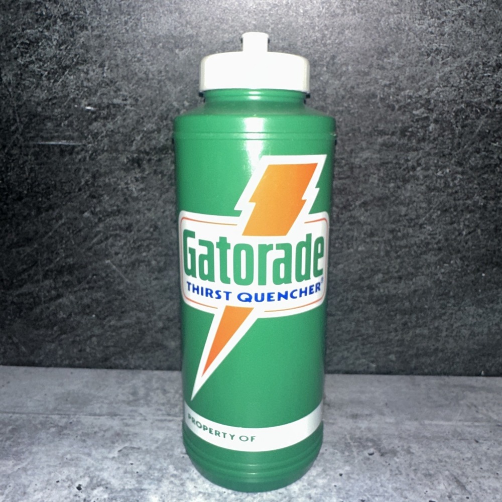 Gatorade Thirst Quencher 32oz Plastic Training Water Bottle 1985 Vintage